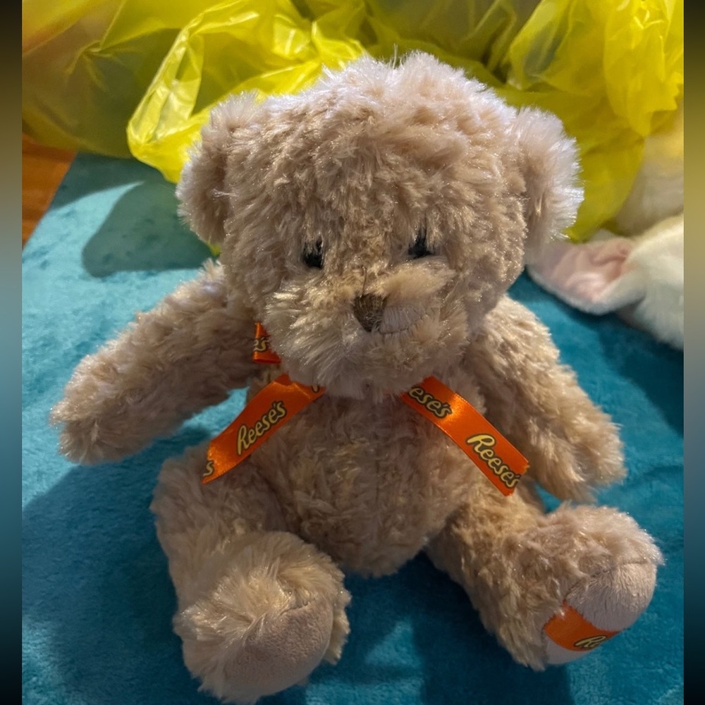 Reeses plush - Picture 2 of 5